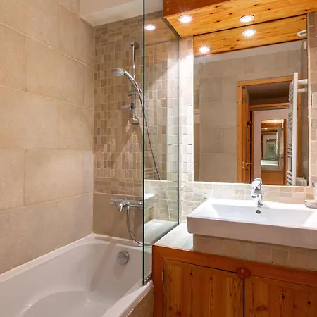 Confort 2P Avec Wifi Et Parking A Val-D'Isere - Fr-1-694-69 Val-d'Isere