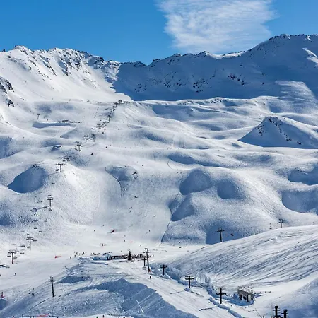 Confort 2P Avec Wifi Et Parking A Val-D'Isere - Fr-1-694-69 Apartment *